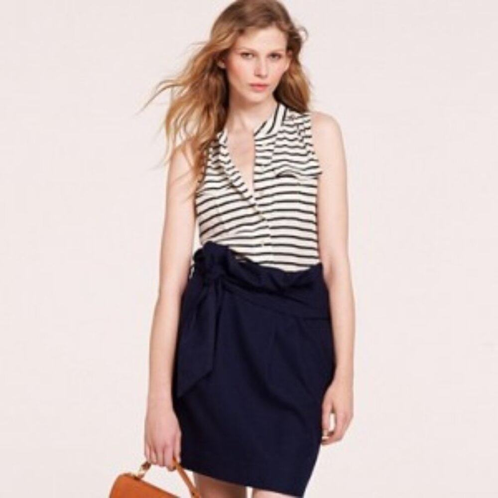 J Crew Elodie Black/White Striped Sleeveless Blouse 100% Silk Size 6